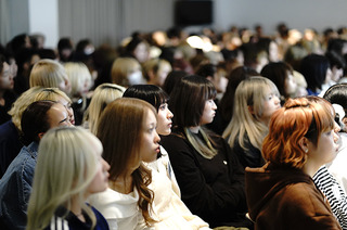 思考を止めるな