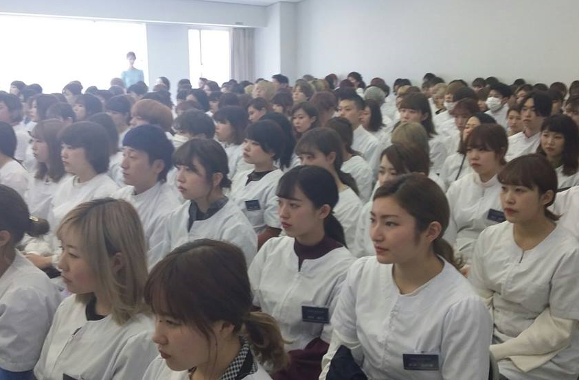 2年生始業式 東京の美容専門学校なら国際文化理容美容専門学校